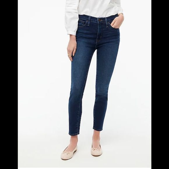 J.Crew 9" mid-rise skinny jean in signature stretch